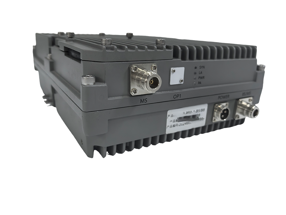  江海三频手机信号接收器2000㎡